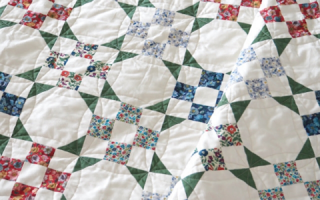 shop quilt kits at Sew & Quilt